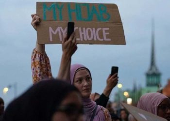 ڈنمارک میں حجاب پر پابندی کی تجویز پر تنقید، شدید احتجاج