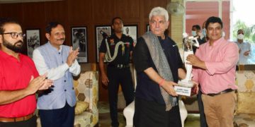 لیفٹیننٹ گورنر نے جموںمیں پی جی ٹی آئی کے ’’ جے اینڈ کے اوپن 2022‘‘ گالف ٹورنامنٹ کے فائنل میں شرکت کی