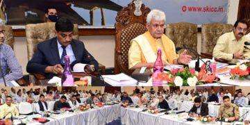 لیفٹیننٹ گورنر نے ضلع سری نگر اور سری نگر میونسپل کارپوریشن کے جائزہ میٹنگ کی صدارت کی