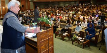 لیفٹیننٹ گورنر نے ’ قبائلی برادری میں بھیڑ اور بکری پالنے کے نئے افق : چیلنجز اور مواقع ‘ پر ورکشاپ کا افتتاح کیا