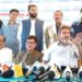 سید محمد الطاف بخاری نے شاہراہ پر پھلوں سے لدی گاڑیوں کو ترجیحی بنیادوں پر راستہ فراہم کرنے کی مانگ کی