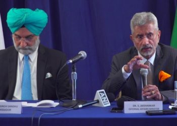 ہندوستان چین کے ساتھ باہمی احترام اور احساس پر مبنی رشتہ چاہتا ہے: جے شنکر