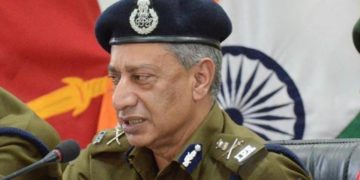 حکومت کشمیری ہندووں کو اپنے دفاع کے لئے لائسنس یافتہ ہتھیار فراہم کرے۔ ایس پی وید