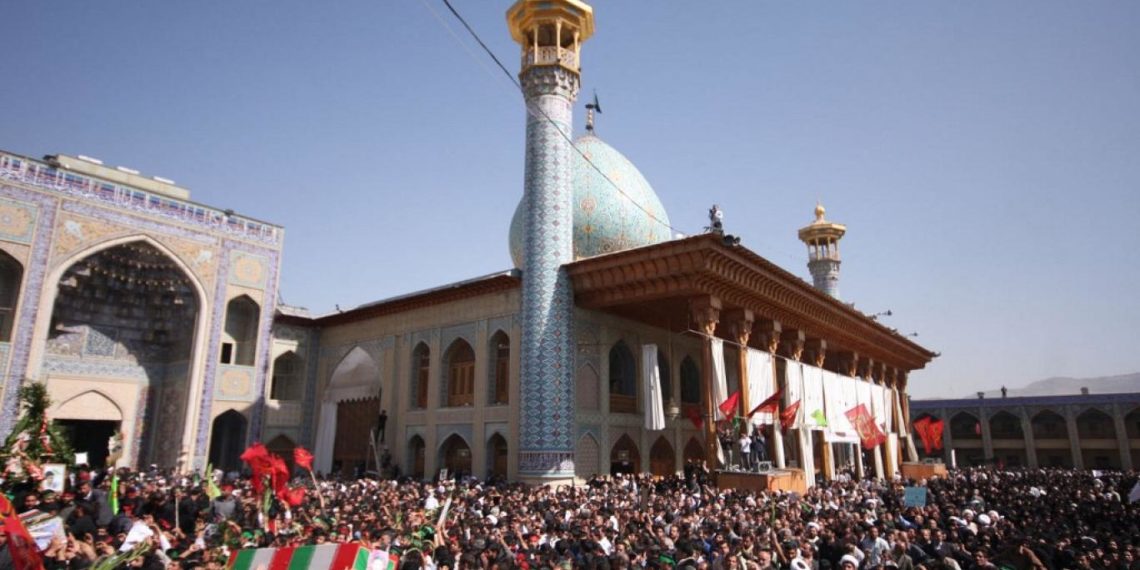 ایران میں مزار پر حملے میں کم از کم 13 افراد ہلاک