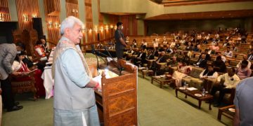 جموں و کشمیر حکومت ہیلی آپریشنز کی ترقی میں مدد کیلئےپرعزم ہیں۔ لیفٹیننٹ گورنر