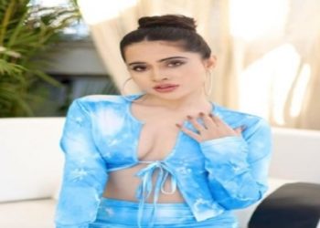 اپنے فیشن سینس کے حوالے سے اکثر بحث میں رہتی ہیں عرفی جاوید
