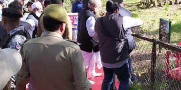 امیت شاہ نے کی مقتول پولیس اہلکار کے اہل خانہ سے ملاقات