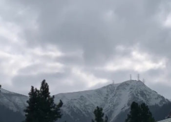 پیر پنجال میں رواں برس کی پہلی برفباری