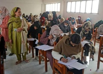 کشمیر میں اب امتحانات مارچ میں ہونگے ،سرکاری طور پر اعلان نئے داخلے مارچ سے شروع ہوں گے