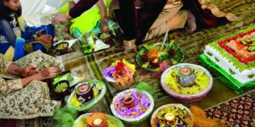 کشمیر کی سرحدوں پر جنگ بندی کے چلتے شادیوں کی دھوم دھام دیکھنے کو مل رہی ہے