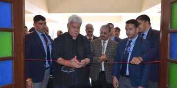 ایل جی منوج سنہا نے این آئی ٹی سری نگر کے گیسٹ ہائوس اور کھیلوں کی سہولیات کا افتتاح کیا