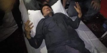 لانگ مارچ میں عمران خان پر قاتلانہ حملہ، ٹانگ میں گولی لگنے سے زخمی