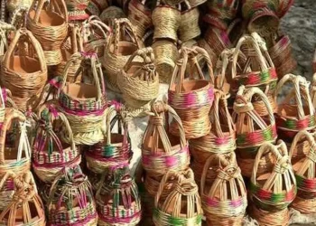 سردیوں کے آتے ہی کانگڑی کے کاروبار نے پکڑا زور