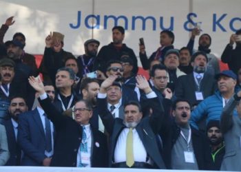 ریاستی حیثیت اورآئینی پوزیشن ہمیں مرکز اورعدالت عظمیٰ سے لینی ہے:محمدالطاف بخاری