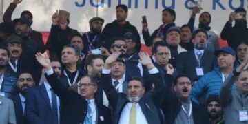 ریاستی حیثیت اورآئینی پوزیشن ہمیں مرکز اورعدالت عظمیٰ سے لینی ہے:محمدالطاف بخاری