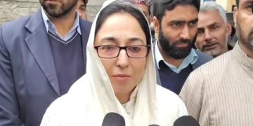 وقف میں 75 سال سے تجاوزات پر وائٹ پیپر جاری کریں گے: درخشاں اندرابی