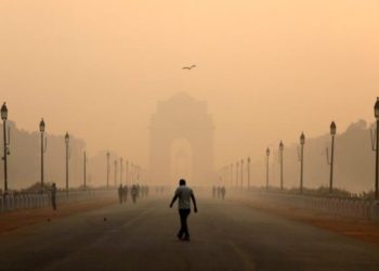 دہلی-این سی آر میں ہوا کے معیار میں مسلسل گراوٹ جاری، اے کیو آئی 472 تک پہنچا