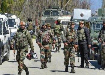 سم تھن بجبہاڑہ میں جاری تصادم میں ایک عدم شناخت ملی ٹینٹ ہلاک ، آپریشن ہنوز جاری :پولیس