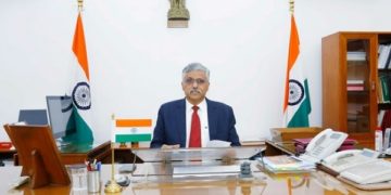 آئی اے ایس گردھر ارمانے ملک کے اگلے ڈیفنس سکریٹری ہوں گے، چارج سنبھالا