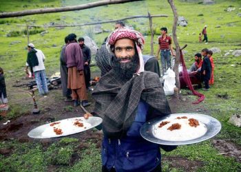 ایل او سی پر جنگ بندی کے درمیان، کشمیر کے سرحدی علاقوں میں شادی کی روایتی تقریب واپسی
