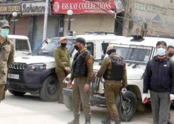 صحافیوں کو آن لائن دھمکی، مختلف مقامات پر چھاپے