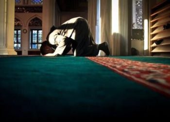 حرام کی کمائی رزق حلال کو بھی برباد کردیتی ہے