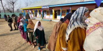 حاجن اور درگمولہ میں ڈی دی سی اِنتخابات کے دو بارہ پول میں تقریباً 43 فیصد ووٹ ڈالے گئے