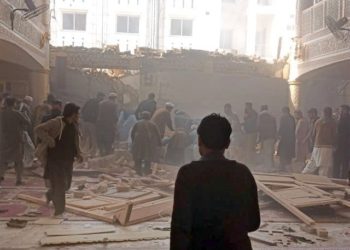 پشاور کی پولیس لائنز مسجد میں دھماکے سے 17 افراد ہلاک، متعدد زخمی