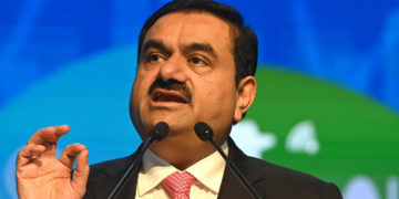 فراڈ کے الزامات، گوتم اڈانی گروپ کے حصص کو 45ارب ڈالر کا نقصان