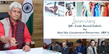 جموںو کشمیر میں3 مختلف جی آئی اور غیر جی آئی رجسٹرڈ ہینڈی کرافٹس کے کیو آر کوڈ پر مبنی لیبل کا لیفیننٹ گورنر منوج سنہا نے آغاز کیا