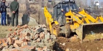 دودھ گنگا نالہ سے ایک ہفتے کے اندر اندر تجاوزات ہٹائی جائیں :ایس ایم سی کمشنر