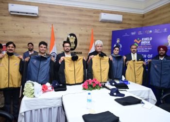 لیفٹیننٹ گورنر اور مرکزی وزیر کھیل نے تیسرے کھیلو انڈیا قومی سرمائی کھیلوں کے ترانے، میسکوٹ اور جرسی کا آغاز