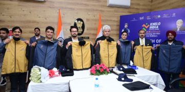 لیفٹیننٹ گورنر اور مرکزی وزیر کھیل نے تیسرے کھیلو انڈیا قومی سرمائی کھیلوں کے ترانے، میسکوٹ اور جرسی کا آغاز