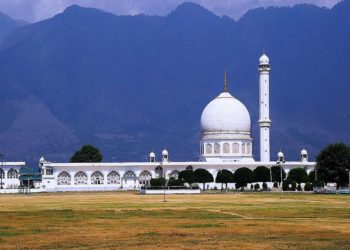 درگاہ حضرتبل میں میں ہر نماز کے بعد موئے مقدس کے دیدار سےزائرین فیضاب ہوں گے