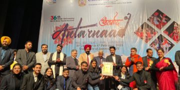 جموں و کشمیر میں کھیلو انڈیا سرمائی کھیل نوجوانوں کو کھیلوں کی طرف ترغیب دیں گے:انو راگ ٹھاکر