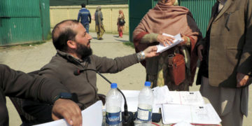 جموںو کشمیر میں عازمین حج کیلئے پاسپورٹ کی تقسیم کا آغاز