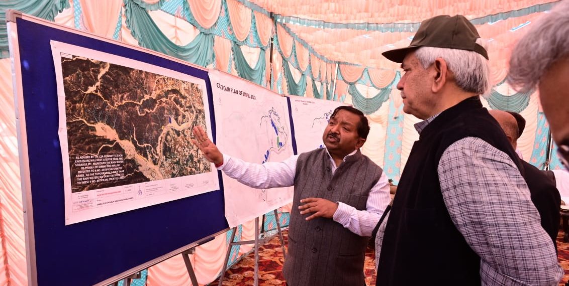 پراپرٹی ٹیکس کے معاملے پر حکومت کے دروازے بات چیت کیلئے کھلئے ہیں: ایل جی منوج سنہا