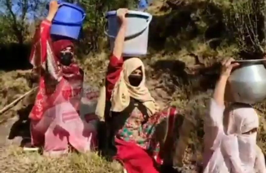 پانی کی قلت سےخواتین غیر محفوظ ہو رہی ہیں