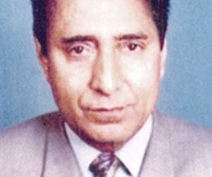مرحوم شمس الدین شمیم :یاد تھیں ہم کو بھی رنگا رنگ بزم آرا ٸئیاں