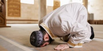 بدگمانی کو خوش گمانی سے بدل لیں