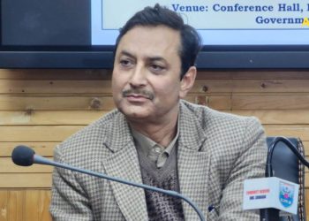 ڈاکٹر مسعود تنویر بٹ گورنمنٹ میڈیکل کالج سری نگر کے نئے پرنسپل مقرر