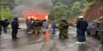 مینڈھرپونچھ میںفوجی گاڑی میں آگ نمودار، کم سے کم4فوجی جوانوں کے لقمہ اجل بننے کی اطلاع،تحقیقات شروع