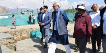 لیفٹیننٹ گورنر نے پانتھہ چوک میںشری اَمرناتھ جی شرائین بورڈ کے یاتری نواس کے تعمیراتی کام کی پیش رفت کا معائینہ کیا