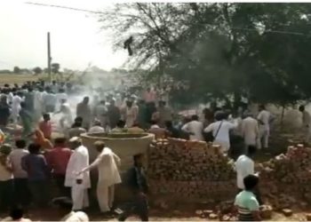 ہنومان گڑھ میں مگ 21 جنگی طیارہ گر کر تباہ، تین افرادہلاک، تین زخمی