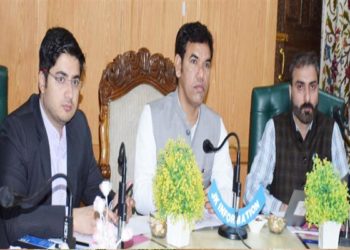 ڈویژن کمشنر کشمیر نے پلوامہ اور شوپیاں میں خصوصی سمری نظرثانی پر پیش رفت کا جائزہ لیا