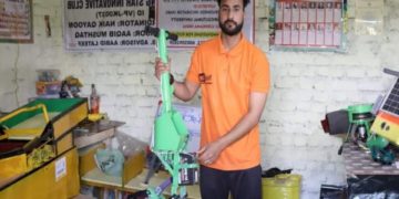 اننت ناگ میں مقیم اختراع کار نے مکمل طور پر خودکار بیج بونے والی مشین تیار کی