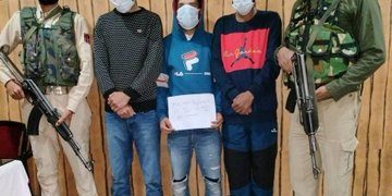 بارہمولہ میں 4 منشیات فروش گرفتار، نشہ آور مواد بر آمد: پولیس