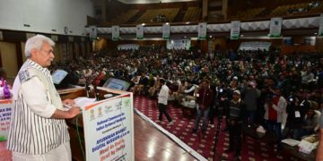 حکومت جموں وکشمیر کو میڈیکل ٹورازم کا مرکز بنانے کیلئے پرعزم: منوج سنہا