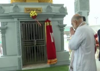 مرکزی وزیر امت شاہ نے جموں کے تروپتی بالاجی مندر میں پوجا کی