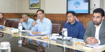 قومی شاہراہ پر زیادہ وزن والی اور ان فٹ گاڑیوں کو اجازت نہ دیں۔ چیف سکریٹری